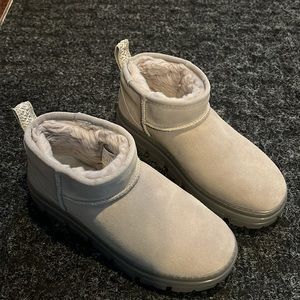 Ugg Grey Ultra mini size 7